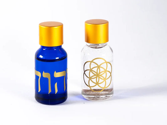 VITALIZERS -2 PCS   - UNIVERSAL & HAND OF GOD